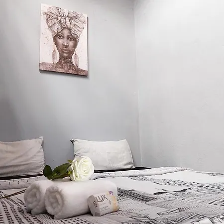 Cozy Hatfield Condo Pretoria Room photo